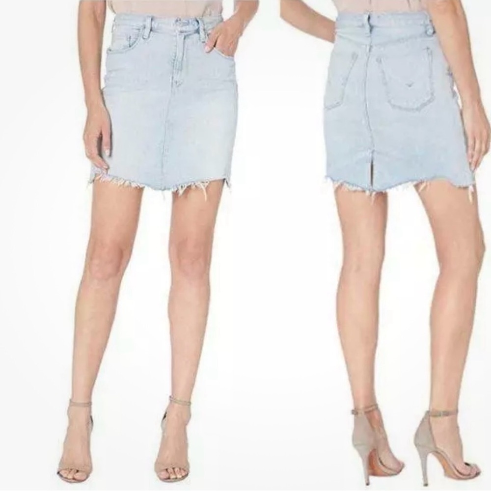 Hudson Lulu Light Wash Frayed
Denim Skirt Size 28